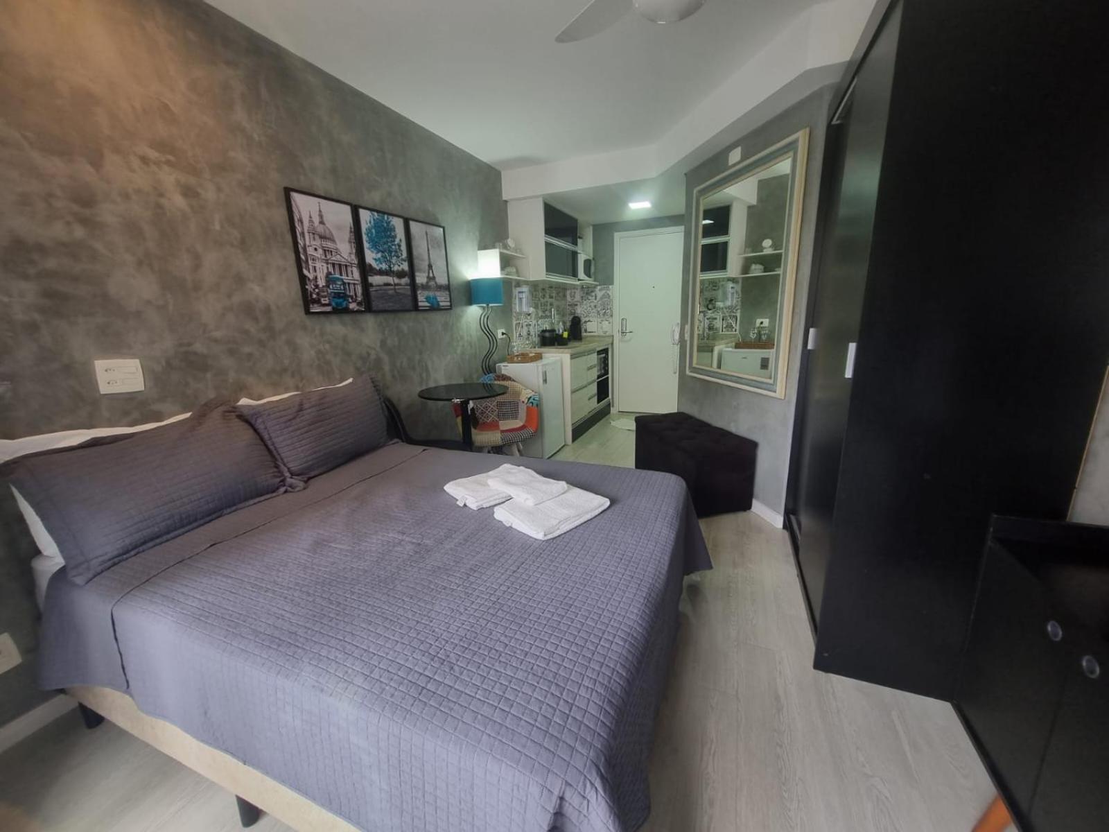 Apto Completo No Coracao De Sp, 605 Apartment